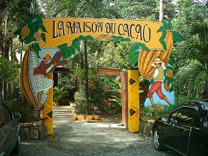 Entrée de l'écomusée La Maison du Cacao à Pointe-Noire en Guadeloupe (France)