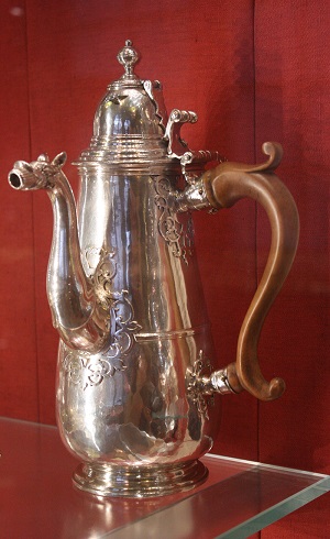 Silver chocolate pot with hinged finial to insert a molinet or swizzle stick